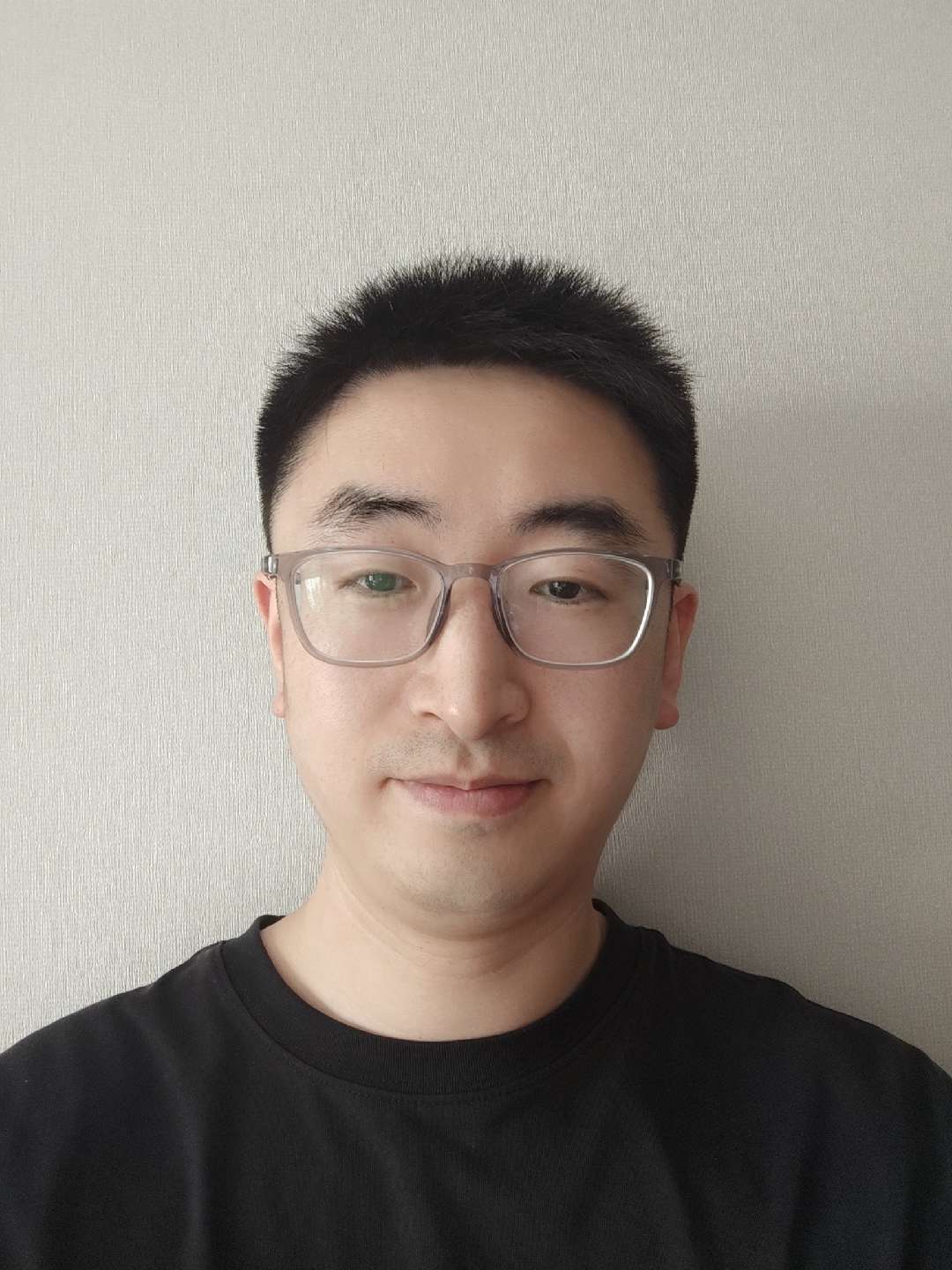 Weiqi Yang